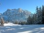 Sonne, Schnee und Berge